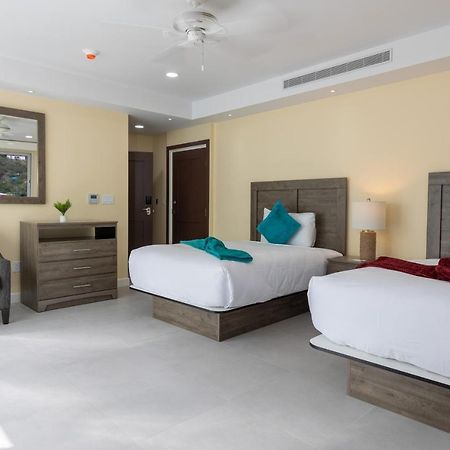 רוד טאון The New View Inn מראה חיצוני תמונה