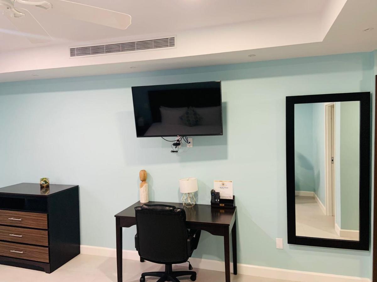 רוד טאון The New View Inn מראה חיצוני תמונה